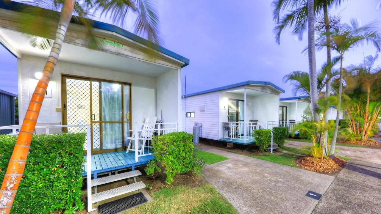 Alex Beach Cabins And Tourist Park Alexandra Headland 4*,