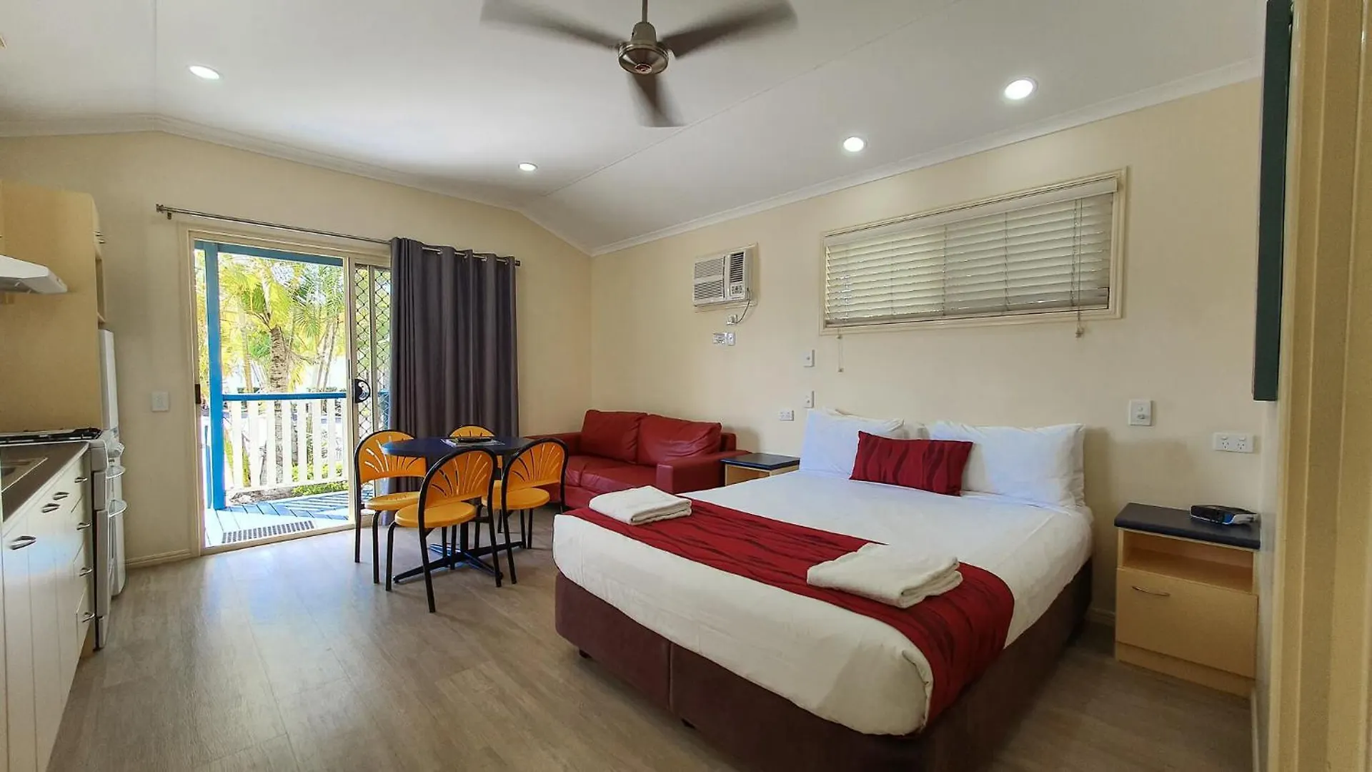 Alex Beach Cabins And Tourist Park Alexandra Headland Australia