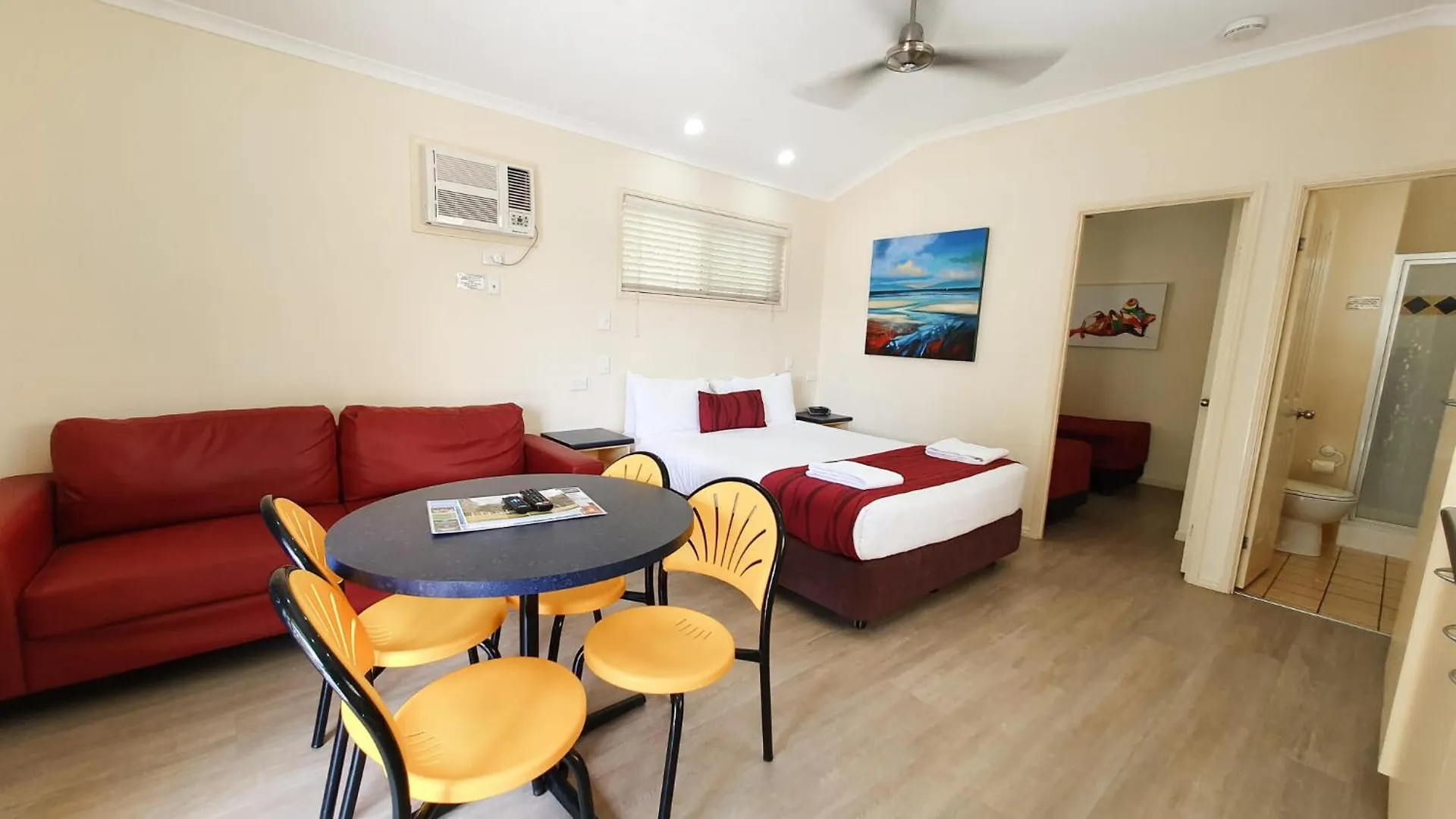 Alex Beach Cabins And Tourist Park Alexandra Headland 4*,  Australia