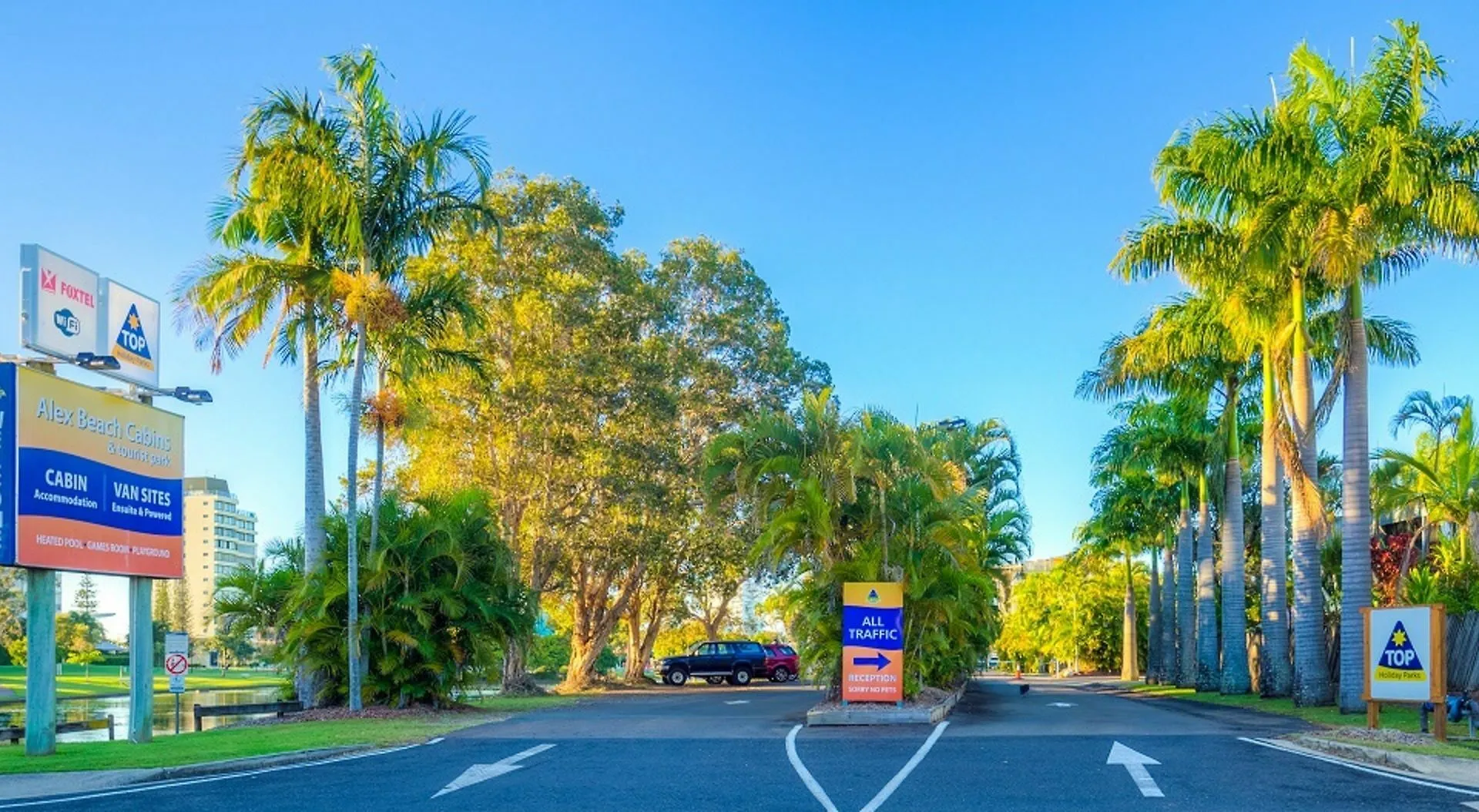 **** Holiday park Alex Beach Cabins And Tourist Park Alexandra Headland Australia